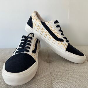 Walmart Yellow Logo Shoes Sneaker Flat Bottom Walmart Brand Unisex